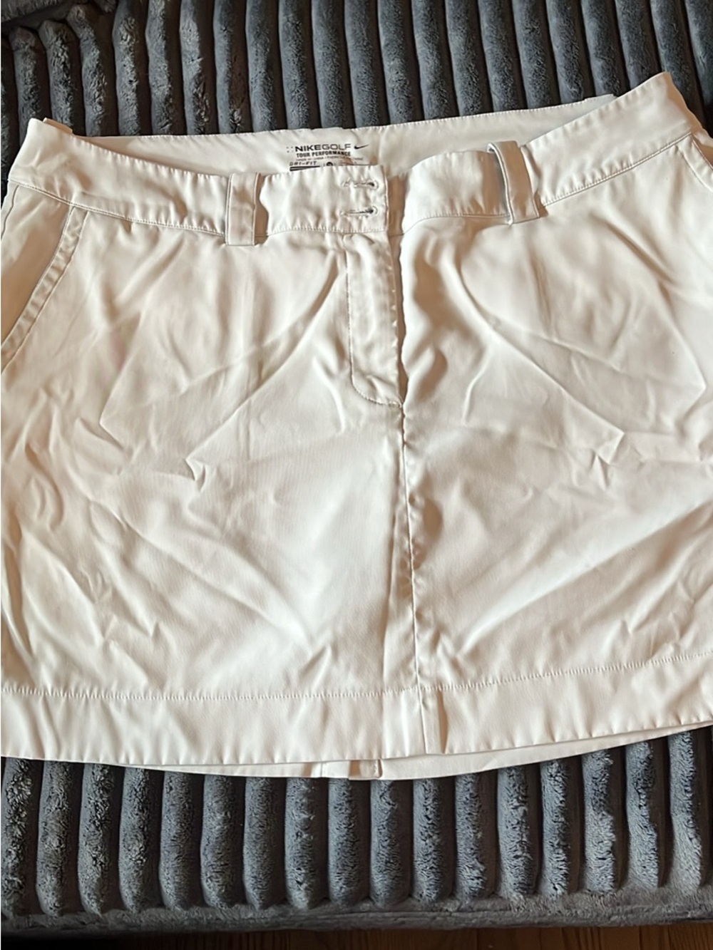 Nike Women's White Mini Golf Skort